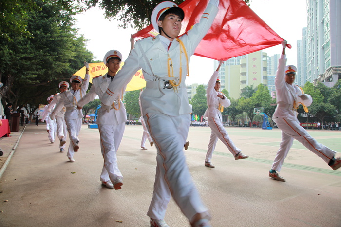 挥舞运动激情，，，，，，共筑国际化教育梦