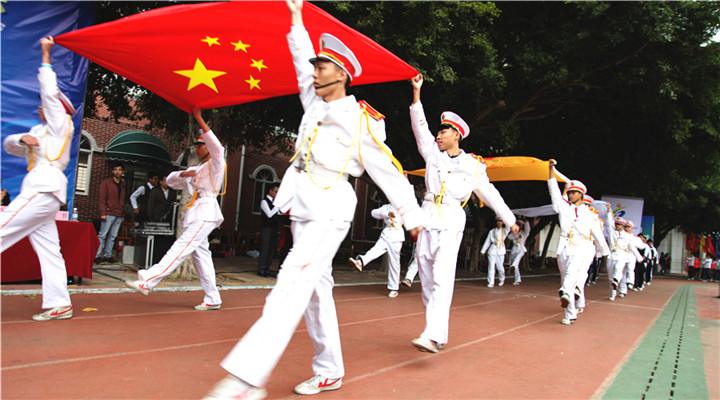 挥舞运动激情，，，，，共筑国际化教育梦