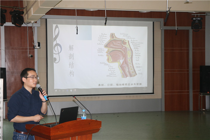 公明中英文学校请专家教老师如何；；；；；；どぷ