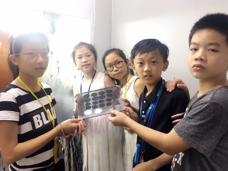 学习促进成长，，，，，，不做井底之蛙 ——五A第二小组职业体验小记