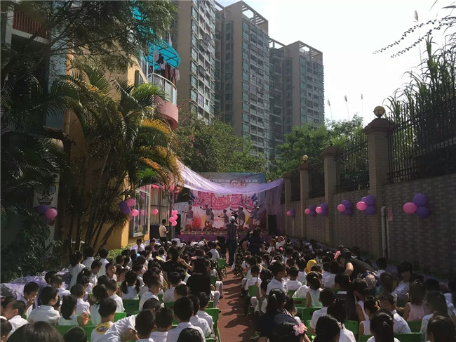 我们搭台，，，，，，，，家长唱戏，，，，，，，，孩子当观众可好？？？？？？？