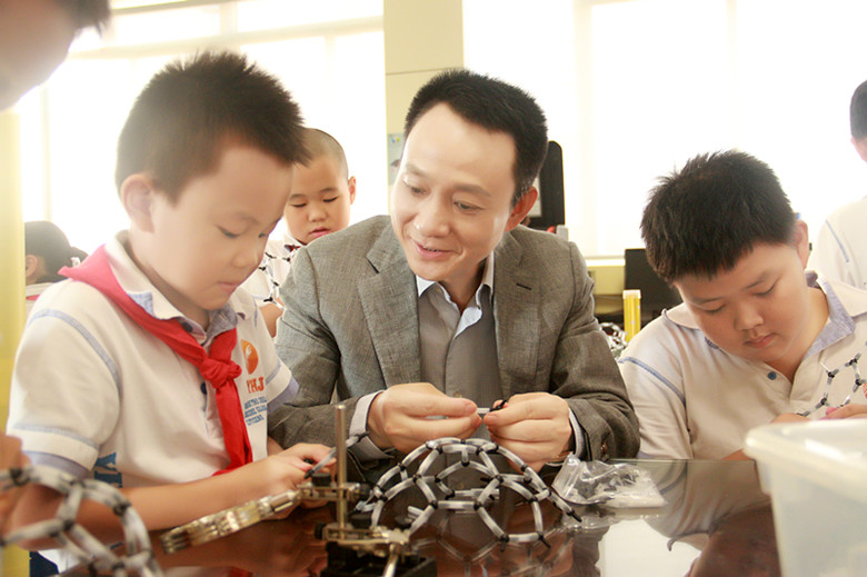 文化特质，，，，，，，学生核心素养的符号