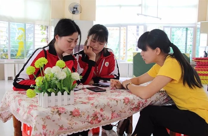 开放观摩亮特色，，，，，，示范辐射共成长——兴茂幼儿园开放观摩活动小记