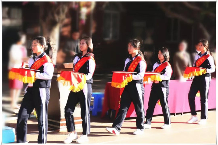 盛大体育节，，，，，，，圆满闭幕式